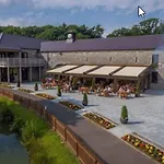 Island And Resort Fota