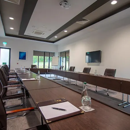 Island And Resort Fota