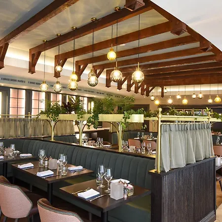 Resort Island And Fota