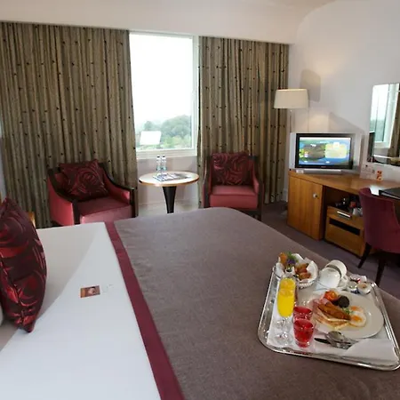 Island And Resort Fota