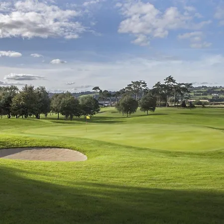 Resort Island And Fota