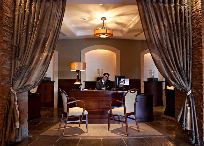 אתר נופש Island And Fota