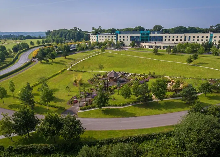 Курортный комплекс Island And