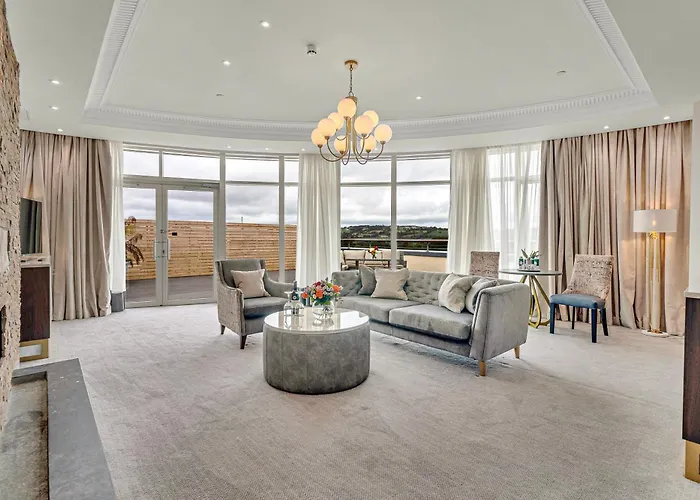 אתר נופש Island And 5*