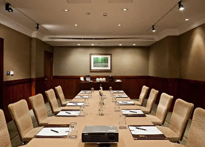 Island And אתר נופש