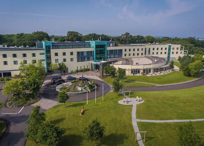 Курортный комплекс Island And