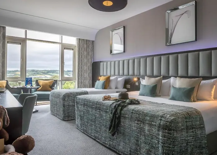 Курортный комплекс Island And